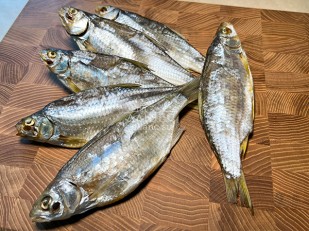 Кальмар стружка (ПУТИНА): Тарань вяленая (Азовская)