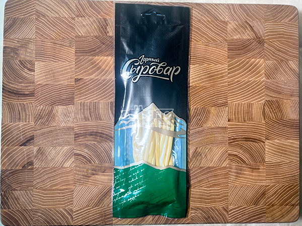 Сыр 60 гр ГОРНЫЙ СЫРОВАР (Нити копчёные) в Красноармейске