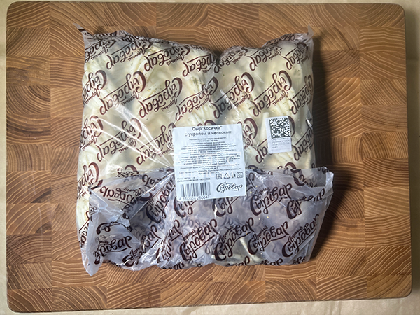 Сыр 1 кг ГОРНЫЙ СЫРОВАР (Косичка с укропом и чесноком) в Красноармейске